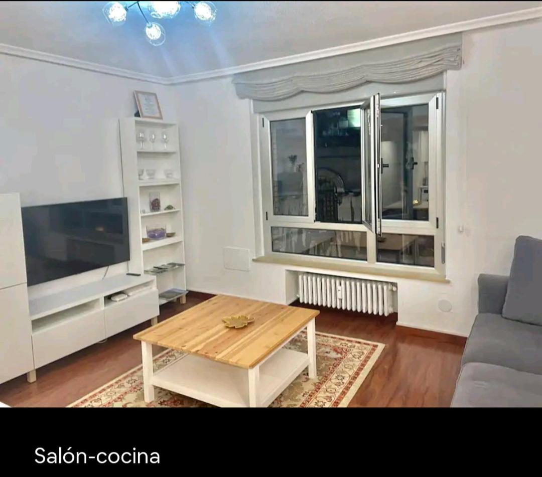 Piso Nuevo Centro Doctor Casal Apartment